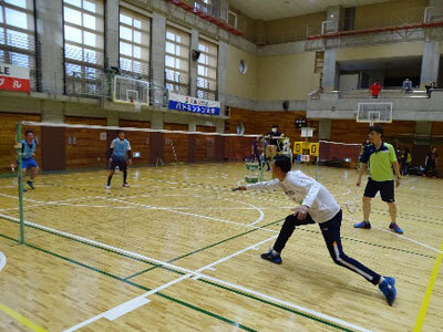 バドミントン大会の写真1